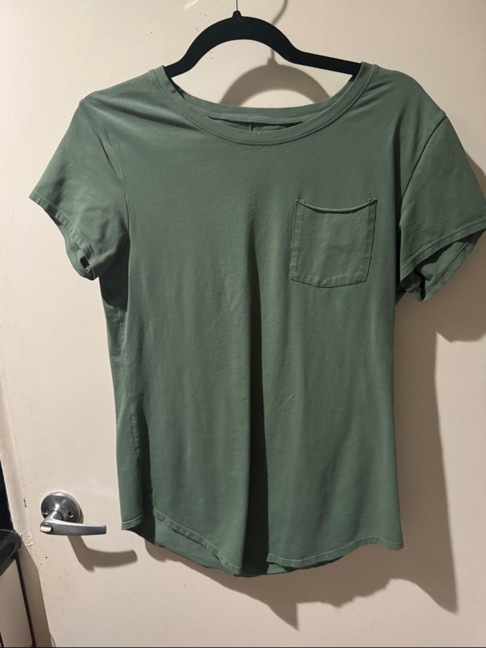 Classic Crew Neck Pocket Tee - Sage Green
